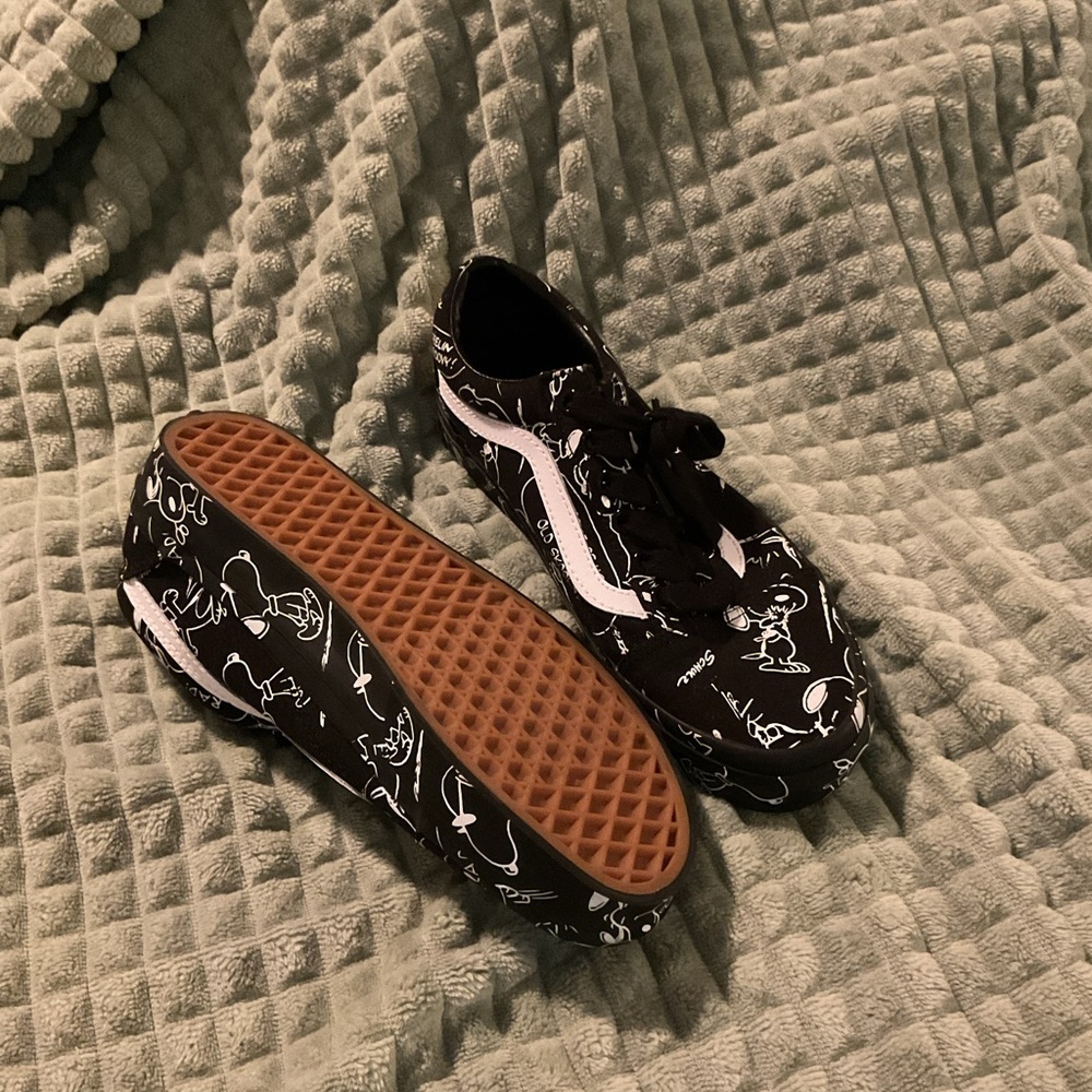 Vans - Picture 3 of 3